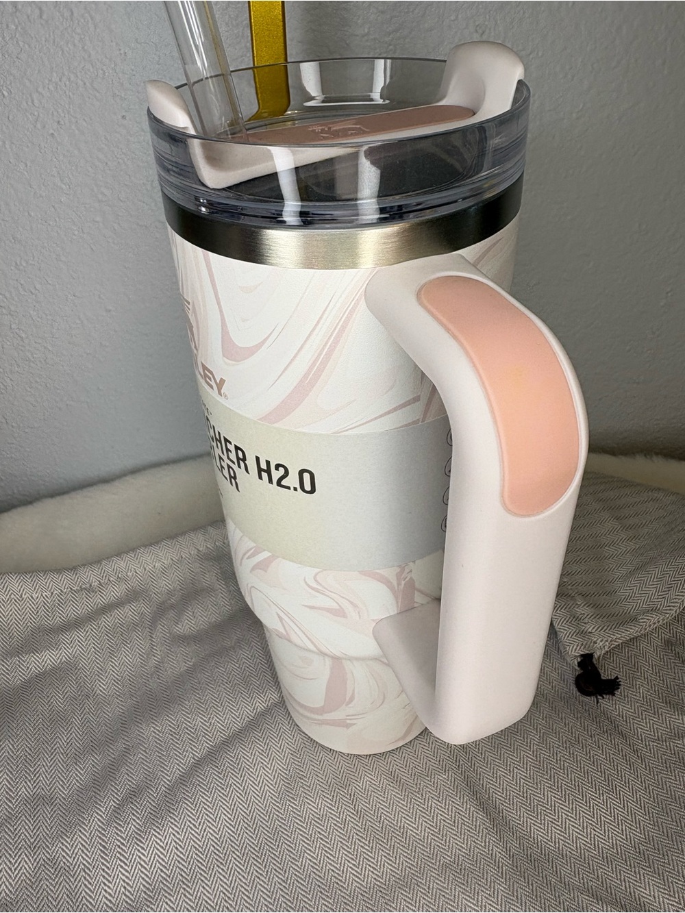 STANLEY 30 oz. Quencher H2.0 FlowState Tumbler, Rose Quartz Swirl - Picture 7 of 9